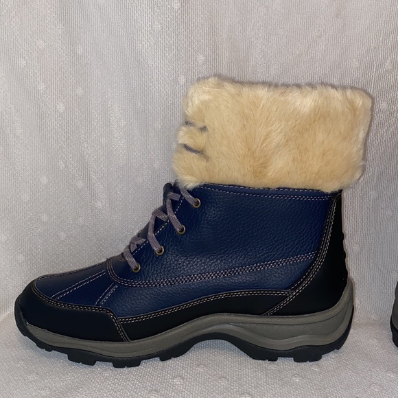 *SOLD*🆕Clarks Womens Mazlyn Arctic Boots - Picture 5 of 10